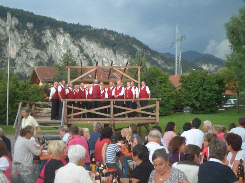 2012-51 Dorfabend Blaahaus.JPG